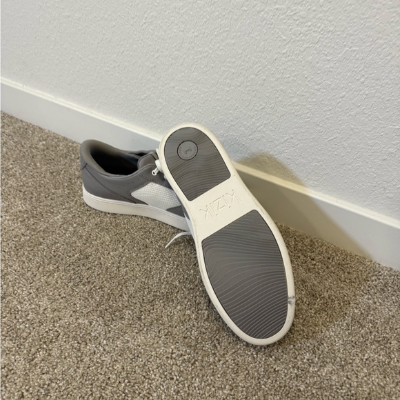 Kizik Men\'s Oslo Sneaker White and Grey 9‎ main image 7